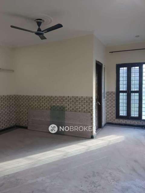 4+ BHK House For Sale  In Sector 72