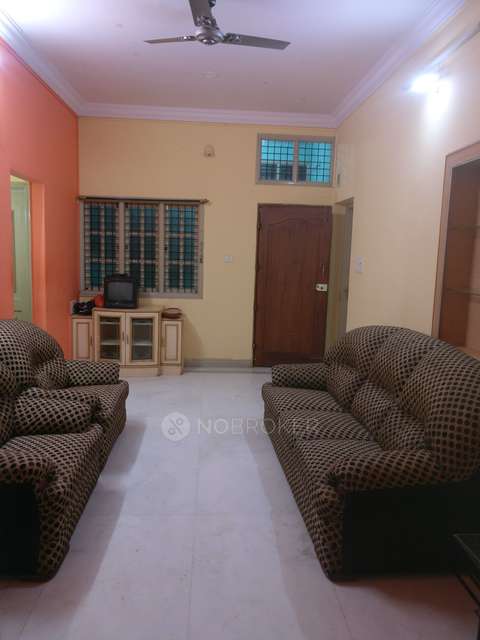 4+ BHK Flat For Sale  In Cottonpete