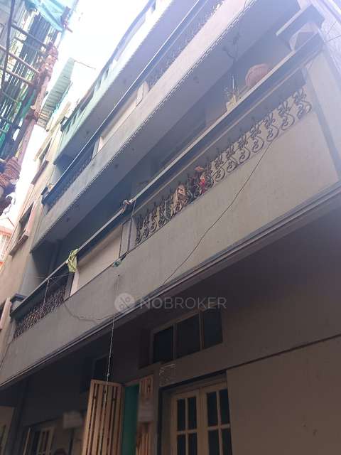 4+ BHK Flat For Sale  In Cottonpete