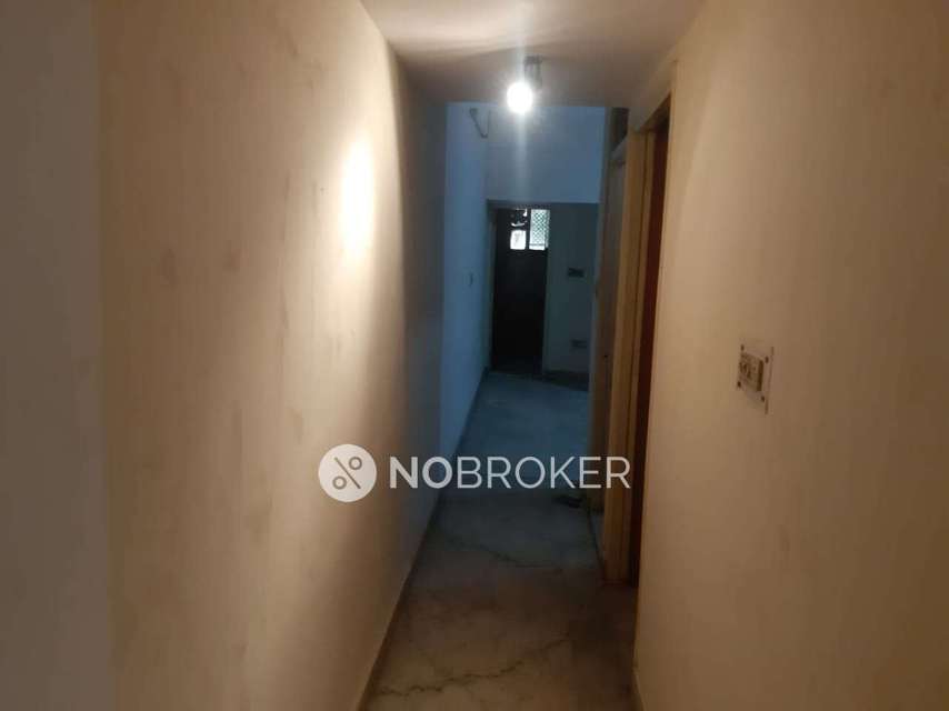 4 BHK Flat For Sale  In Patparganj