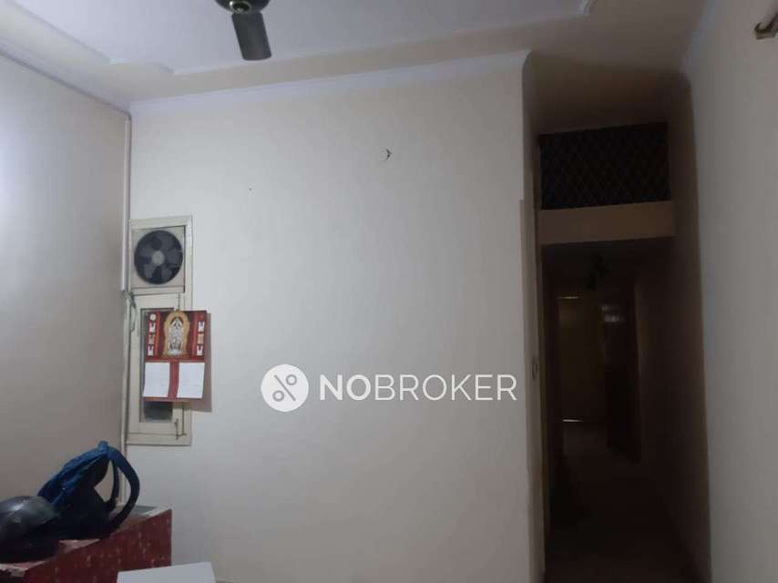 4 BHK Flat For Sale  In Patparganj