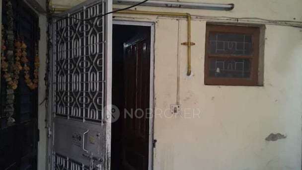 2 BHK Flat In Gg2 For Sale  In Vikaspuri