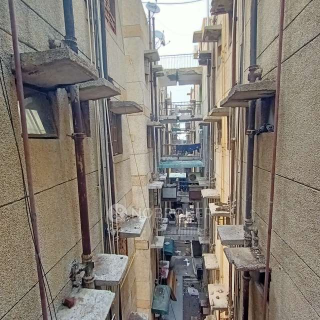 1 BHK Flat In Sanskriti Apartment For Sale  In Rohini