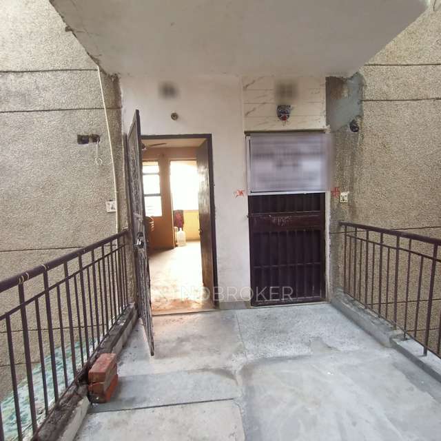 1 BHK Flat In Sanskriti Apartment For Sale  In Rohini