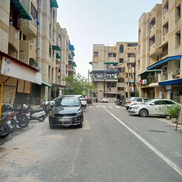 1 BHK Flat In Sanskriti Apartment For Sale  In Rohini