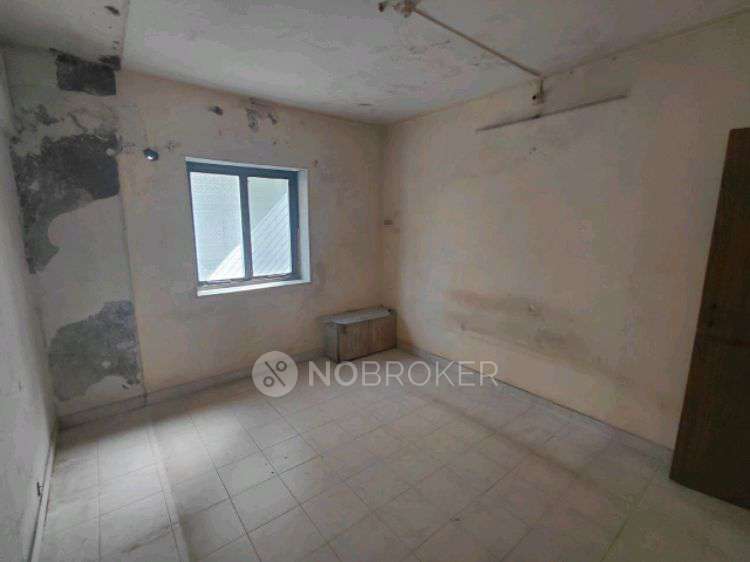 2 BHK Flat In Alka Bhuvan Chs for Rent  In Eksar, Borivali West