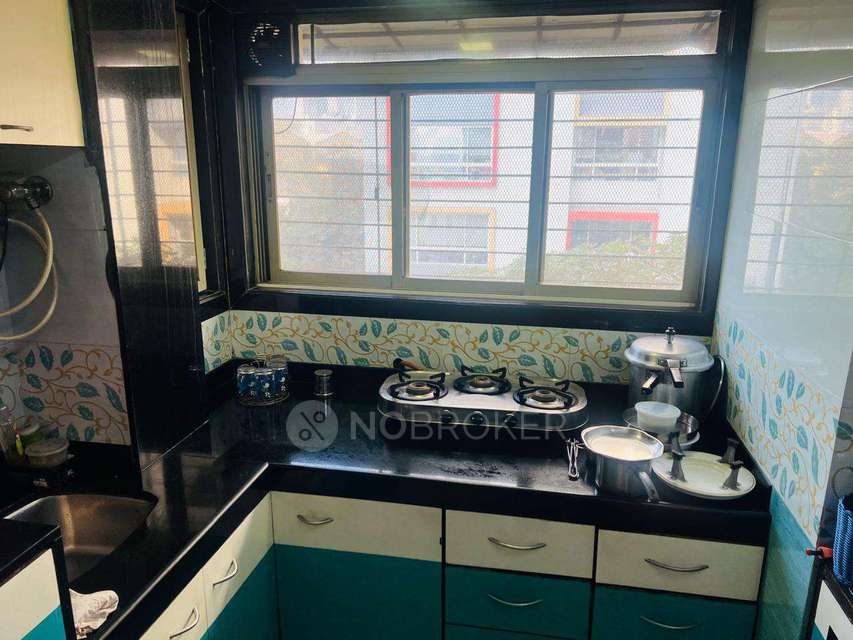 1 BHK Flat In Siddhivinayak Niwara For Sale  In Lower Parel