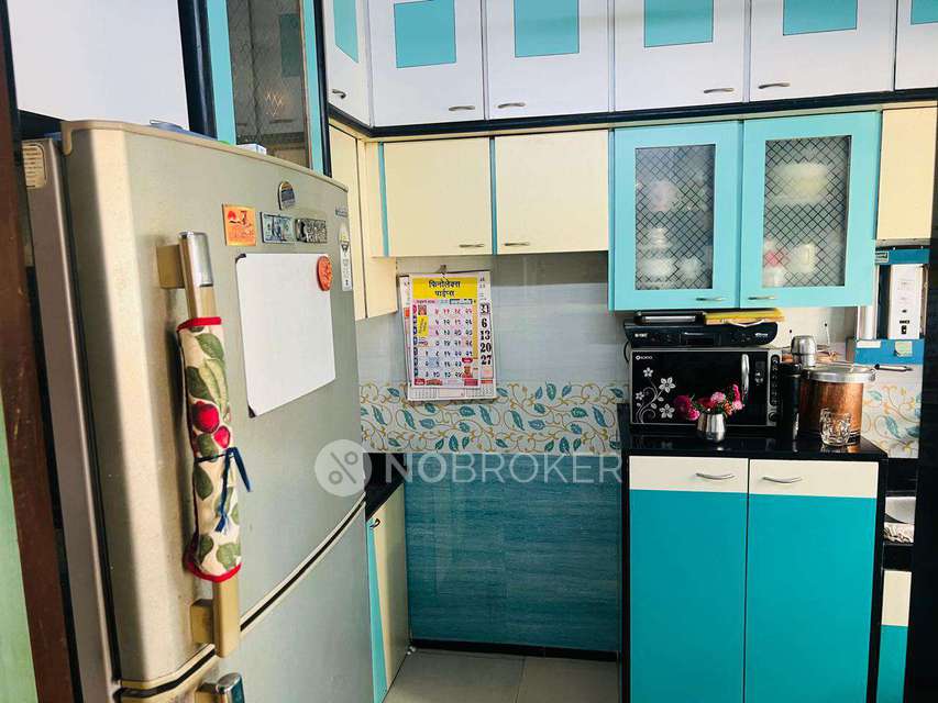 1 BHK Flat In Siddhivinayak Niwara For Sale  In Lower Parel