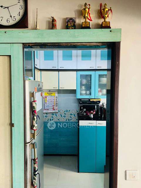 1 BHK Flat In Siddhivinayak Niwara For Sale  In Lower Parel