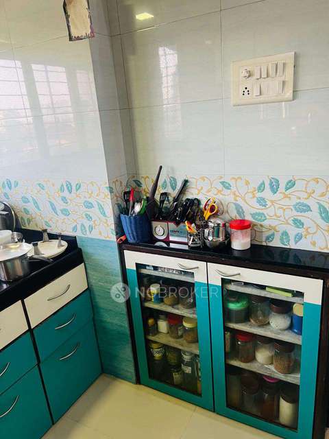 1 BHK Flat In Siddhivinayak Niwara For Sale  In Lower Parel