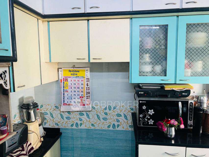 1 BHK Flat In Siddhivinayak Niwara For Sale  In Lower Parel