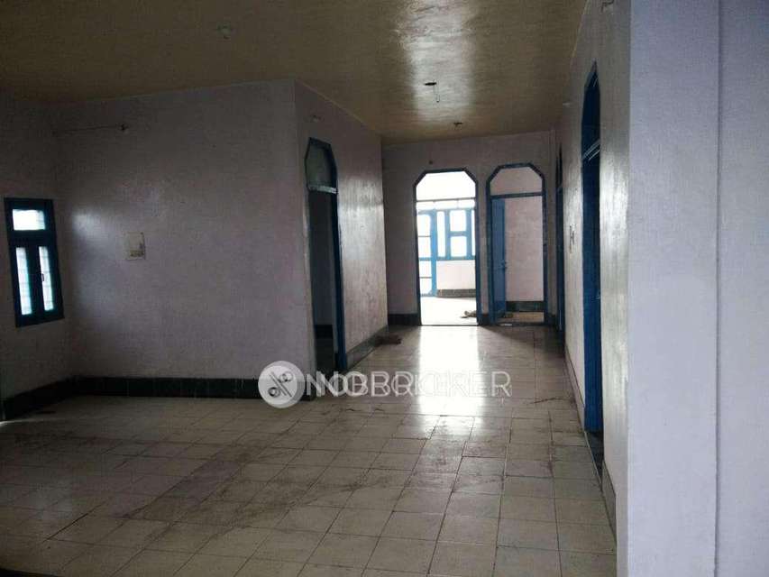 4 BHK Flat In Ansal East End For Sale  In  Signature City