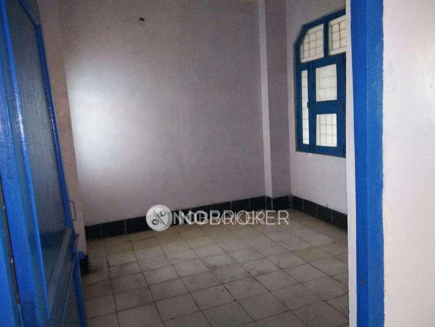 4 BHK Flat In Ansal East End For Sale  In  Signature City