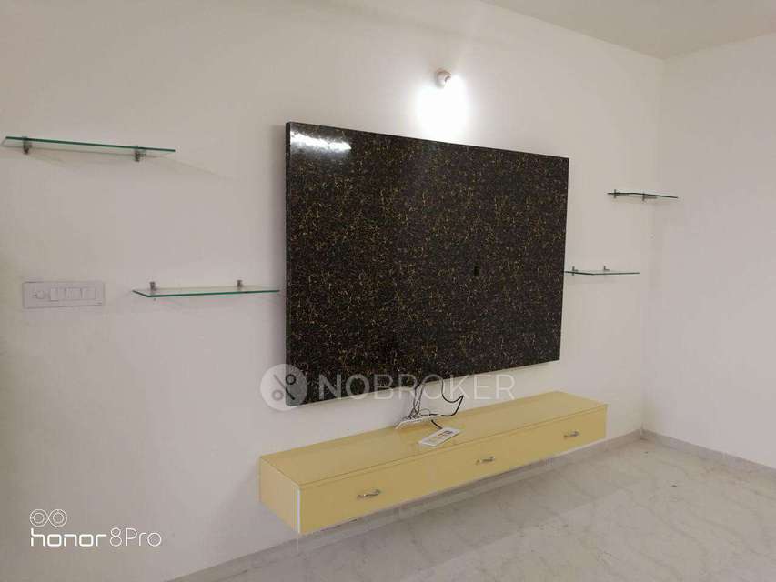 2 BHK Flat In Upscale Golden Lotus for Rent  In Gunjur Village