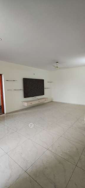 2 BHK Flat In Upscale Golden Lotus for Rent  In Gunjur Village