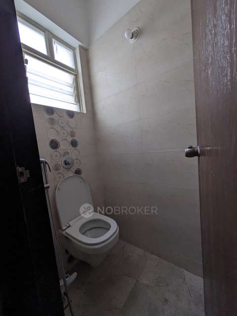 2 BHK Flat In Ram Green Hive, Fursungi for Rent  In Green Hive Plus A1-building