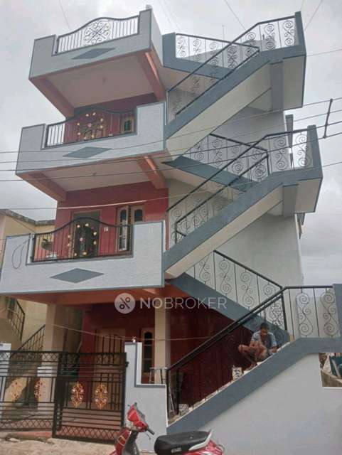 4+ BHK House For Sale  In Munnekollal
