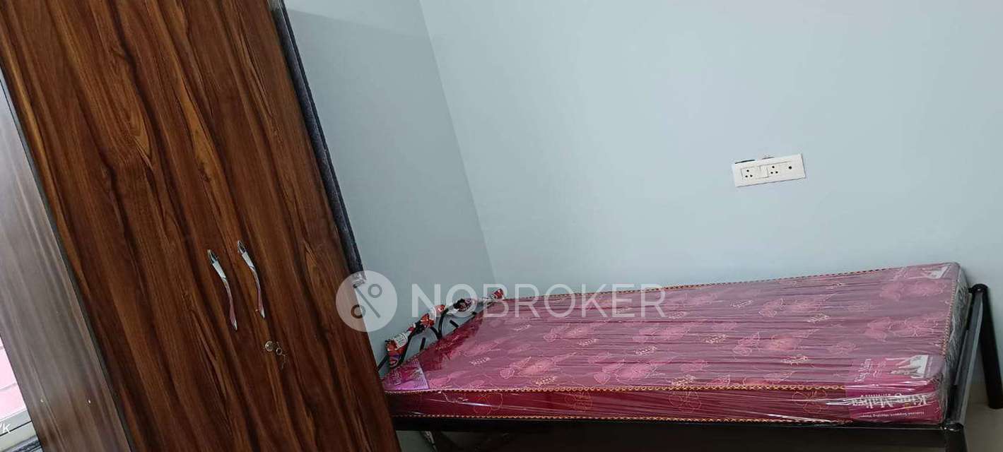 Shared Room for Female In 2 BHK  In Pavilion Regency In Mahalunge