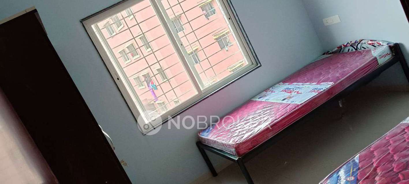 Shared Room for Female In 2 BHK  In Pavilion Regency In Mahalunge