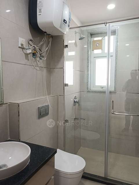 3 BHK Flat In Peach Tree Complex For Sale  In Sector 43