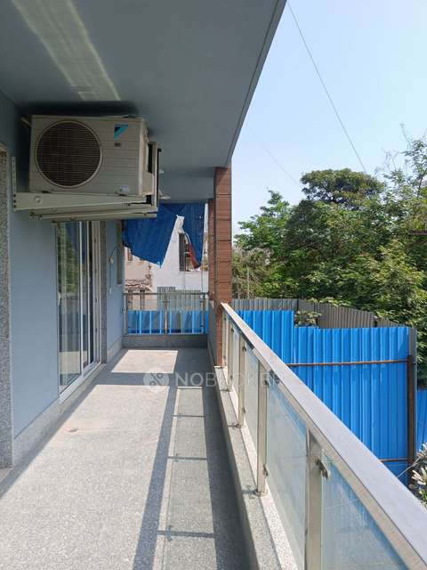 3 BHK Flat In Peach Tree Complex For Sale  In Sector 43