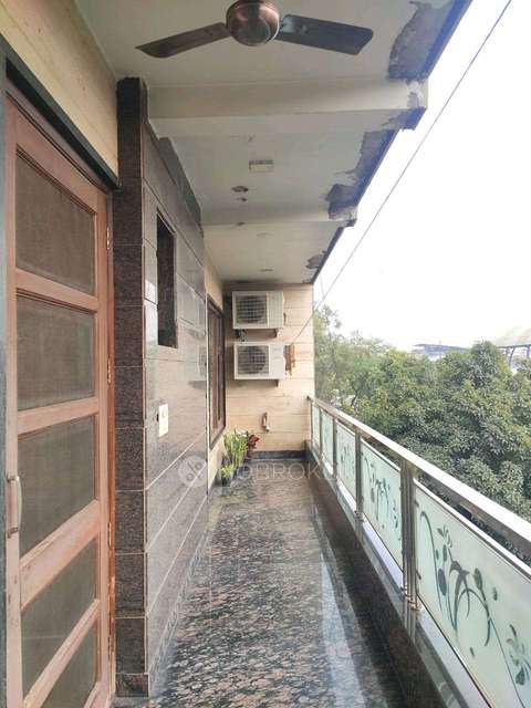 4 BHK Flat In Standalone Building  For Sale  In Adarsh Nagar 