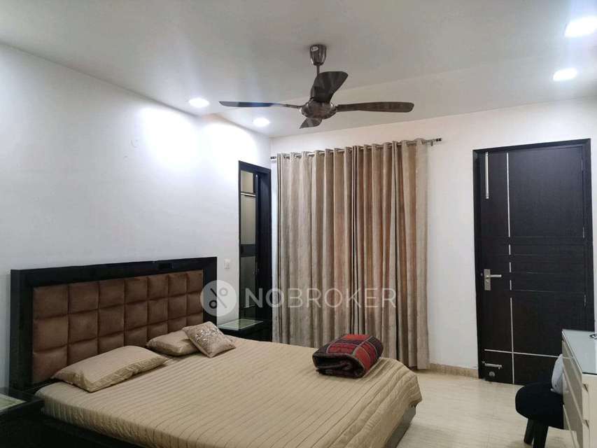 4 BHK Flat In Standalone Building  For Sale  In Adarsh Nagar 