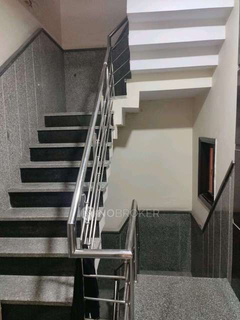 4 BHK Flat In Standalone Building  For Sale  In Adarsh Nagar 