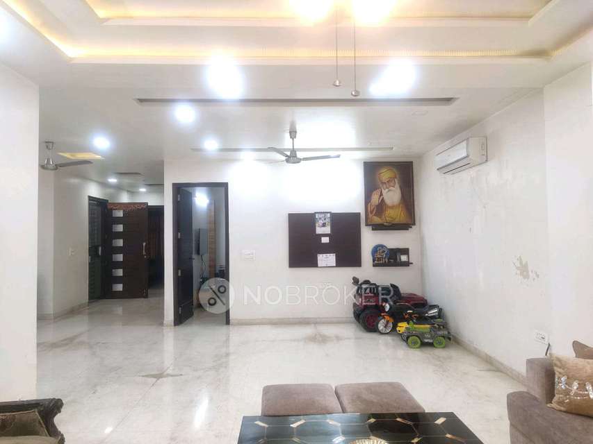 4 BHK Flat In Standalone Building  For Sale  In Adarsh Nagar 