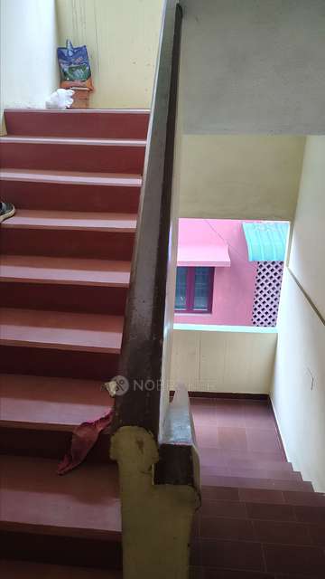 2 BHK Flat In Sri Hari Flats For Sale  In Puzhuthivakam