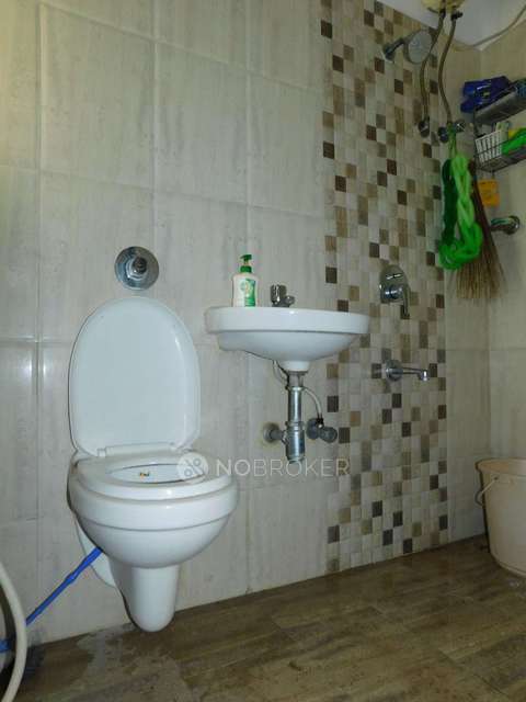 1 BHK Flat In Shree Samarth Viscaria Building For Sale  In Bhandup West