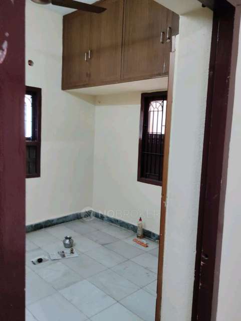 2 BHK House for Rent  In 804, Mgr Road