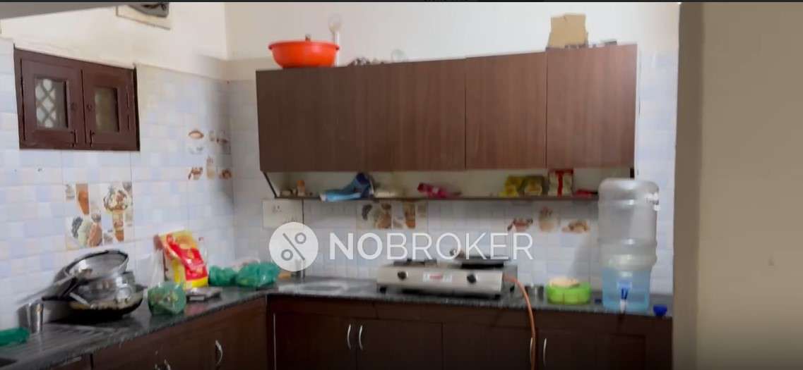 1 BHK Flat for Rent  In Saraswatipuram