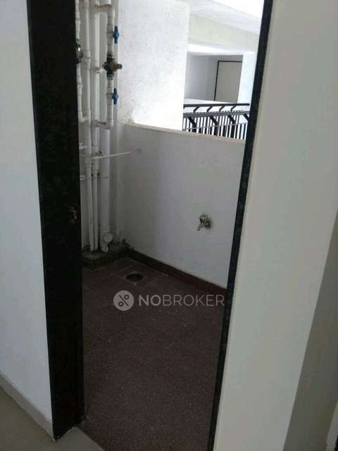 1 BHK Flat In Pristine City For Sale  In Bakori, Wagholi