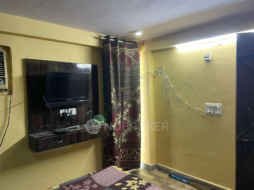 1 BHK Flat for Rent  In Vishwas Nagar