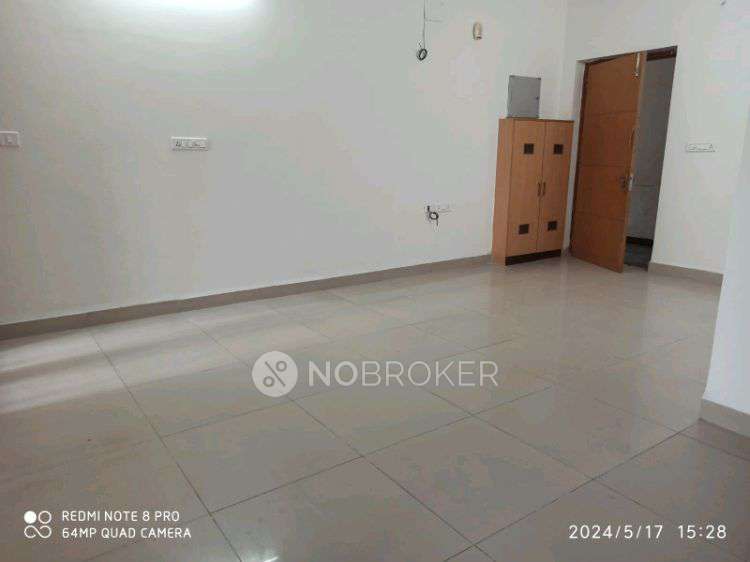 2 BHK Flat In Swara Apartments For Sale  In Karayanchavadi