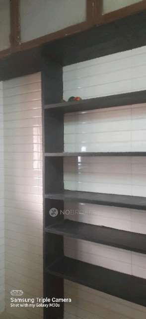1 BHK Flat In Shanti Campus Society ,b .buiding For Sale  In Mulund West