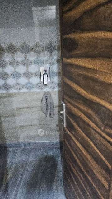 2 BHK Flat In Sb For Sale  In Rohini