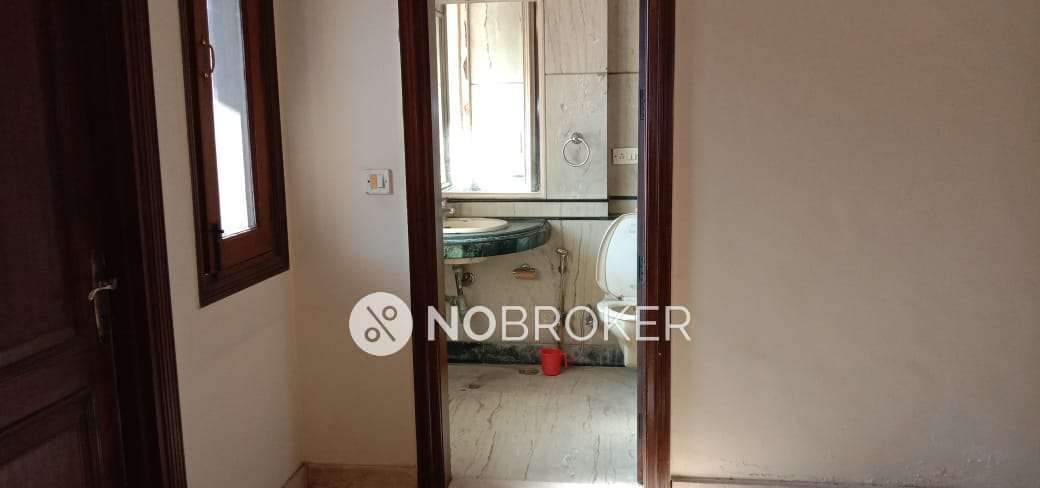 4 BHK Flat For Sale  In New Friends Colony