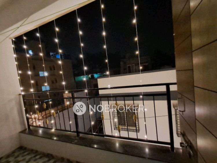 Shared Room for Male In 1 BHK  In Standalone Building  In Gokhalenagar