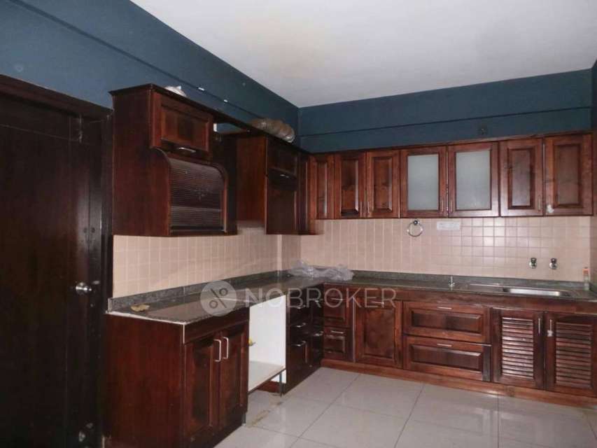 3 BHK Flat In Nr Royal Manor Apartments For Sale  In Srirampura 