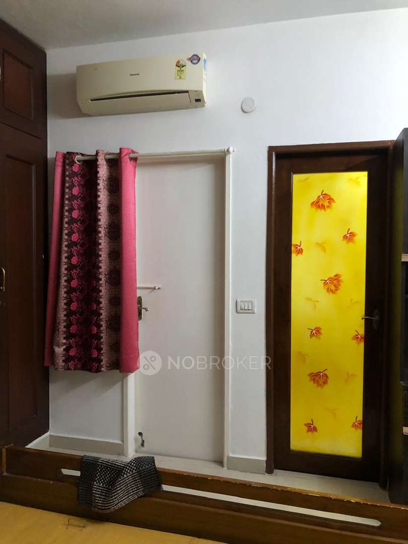 2 BHK Flat In Appaswamy Arcot Terrace for Rent  In Vadapalani, Chennai