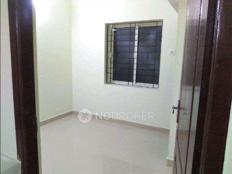 2 BHK Flat In Swathi Apartment for Rent  In Poonamalee