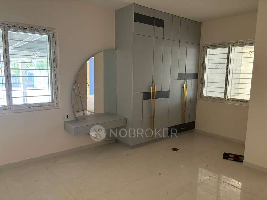 2 BHK Flat In Sumukha Vriddhi, Bannerughatta for Rent  In Bannerughatta