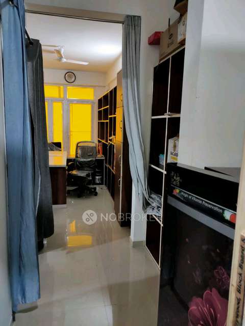 Office Space in Omaxe Galleria, Delhi for Rent 