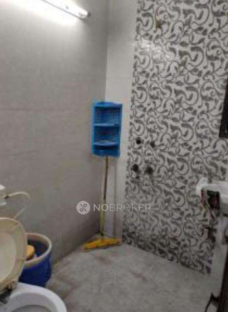 PG for Boys in Punjabi Bagh