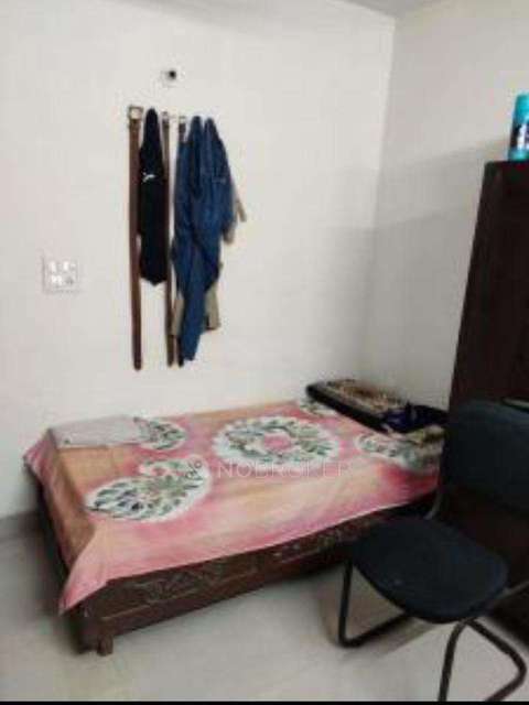 PG for Boys in Punjabi Bagh