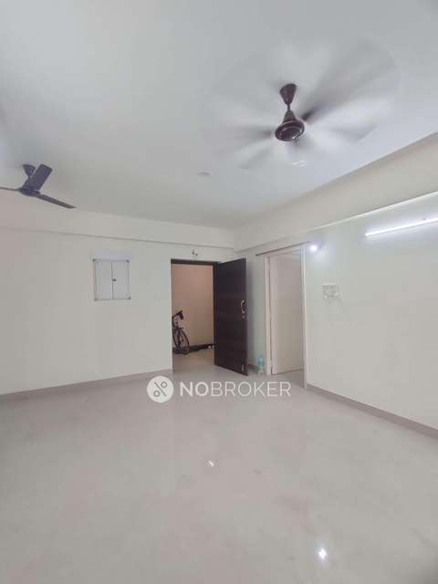 2 BHK Flat In Lake Dugar For Sale  In Ambattur