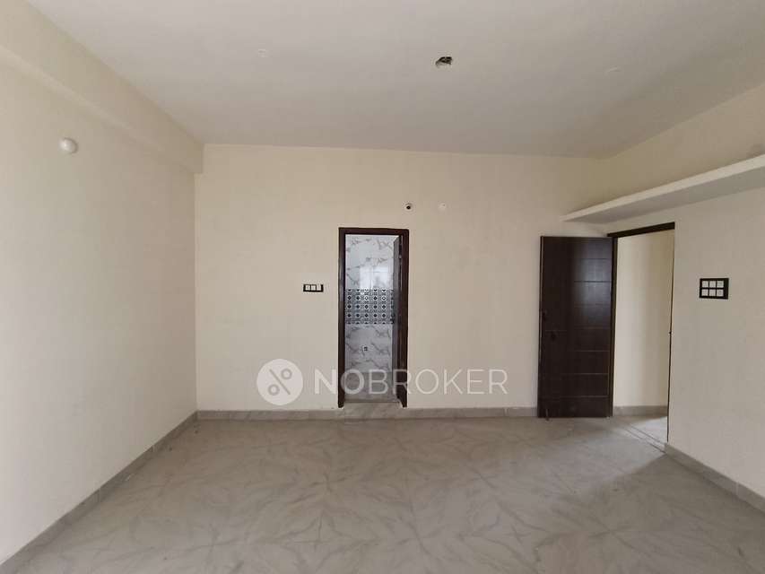 2 BHK Flat In La Fortune, Golden Heights For Sale  In Golden Heights Colony