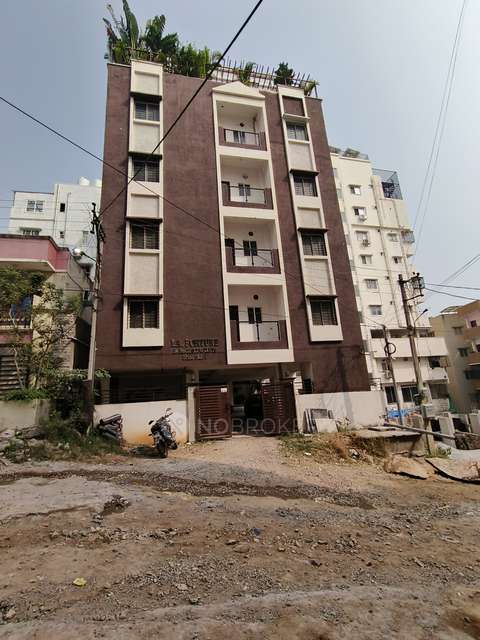 2 BHK Flat In La Fortune, Golden Heights For Sale  In Golden Heights Colony
